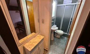 CASA EN VENTA 5 AMBIENTES EN LUIS GUILLON