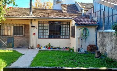 CASA 4 AMBIENTES EN VENTA EN LONGCHAMPS
