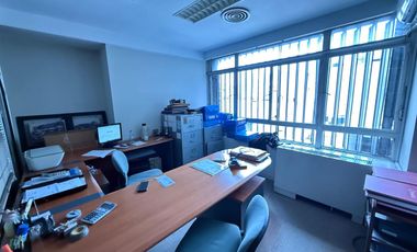 ALQUILER OFICINA MICROCENTRO CON 2 COCHERAS
