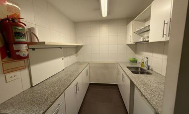 ALQUILER OFICINA MICROCENTRO CON 2 COCHERAS
