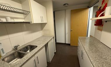 ALQUILER OFICINA MICROCENTRO CON 2 COCHERAS