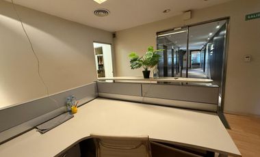 ALQUILER OFICINA MICROCENTRO CON 2 COCHERAS