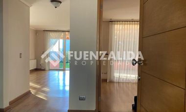 Casa en Arriendo en PINARES