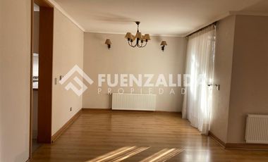 Casa en Arriendo en PINARES