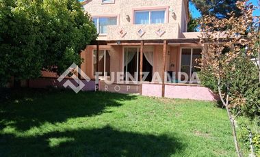 Casa en Arriendo en PINARES