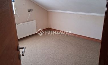 Casa en Arriendo en PINARES