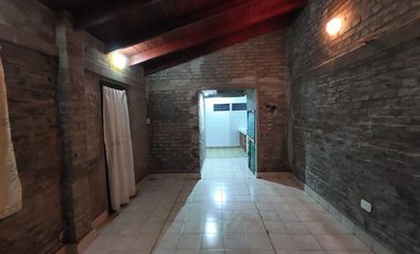 Casa Quinta en Esquina Villa del plata Norte