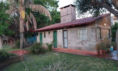 Casa Quinta en Esquina Villa del plata Norte