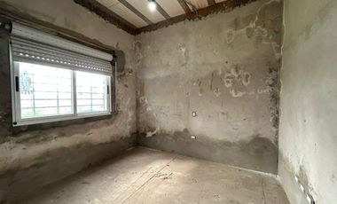 Casa en Barrio Las Fincas Ibarlucea. A terminar