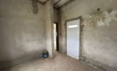 Casa en Barrio Las Fincas Ibarlucea. A terminar