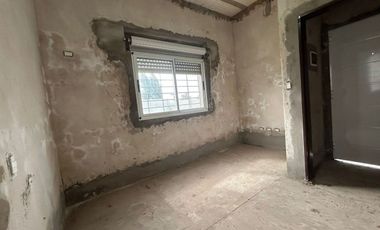 Casa en Barrio Las Fincas Ibarlucea. A terminar