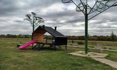 Casa en Barrio Las Fincas Ibarlucea. A terminar