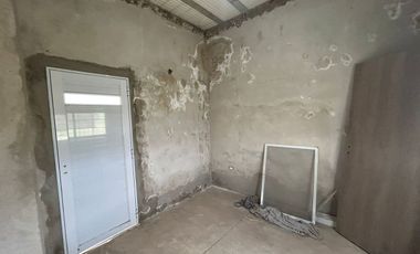 Casa en Barrio Las Fincas Ibarlucea. A terminar