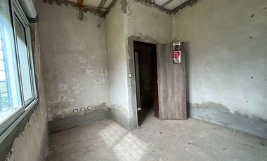 Casa en Barrio Las Fincas Ibarlucea. A terminar