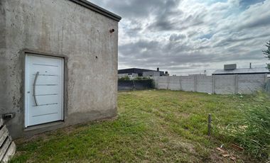 Casa en Barrio Las Fincas Ibarlucea. A terminar