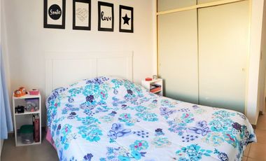 Depto 2 amb c/cochera o patio en PB. Apto crédito.