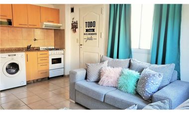 Depto 2 amb c/cochera o patio en PB. Apto crédito.