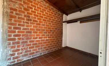 VENTA DE PH EN R. DE ESCALADA CON PATIO