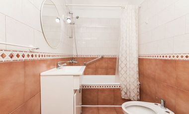 CASA BURZACO 5 AMB PILETA Y PARQUE (C/PLANOS)