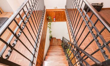 CASA BURZACO 5 AMB PILETA Y PARQUE (C/PLANOS)