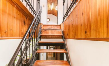 CASA BURZACO 5 AMB PILETA Y PARQUE (C/PLANOS)