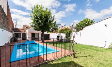 CASA BURZACO 5 AMB PILETA Y PARQUE (C/PLANOS)