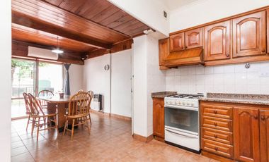 CASA BURZACO 5 AMB PILETA Y PARQUE (C/PLANOS)