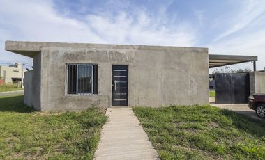 VENTA casa de dos dorm a estrenar en ibarlucea