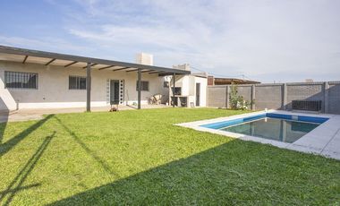 VENTA casa de dos dorm a estrenar en ibarlucea