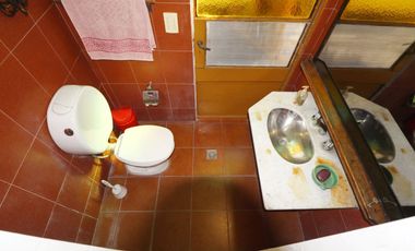 ESPECTACULAR CASA CON QUINCHO Y PILETA EN MORENO