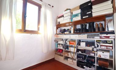 ESPECTACULAR CASA CON QUINCHO Y PILETA EN MORENO