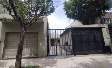 VENTA CASA 3 AMB COCH JARDIN VILLA ADELINA