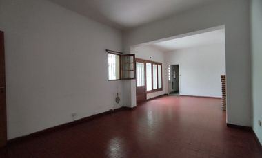 VENTA CASA 3 AMB COCH JARDIN VILLA ADELINA