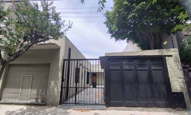 VENTA CASA 3 AMB COCH JARDIN VILLA ADELINA