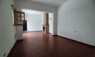 VENTA CASA 3 AMB COCH JARDIN VILLA ADELINA