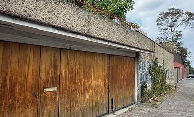 Casa en venta como Terreno Av Toluca Olivar de los Padres Alvaro Obregón