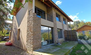 Venta duplex 2 dormitorios - B.º Altos del Sol - San Martin de los Andes