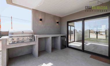 Casa en Venta en Av. Alejandrina Zeggers