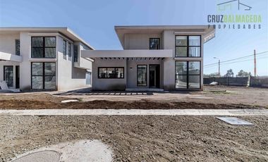 Casa en Venta en Av. Alejandrina Zeggers