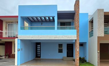 Casa en Venta hermosa totalmente equipada Lomas de la Rioja