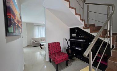 Casa en Venta hermosa totalmente equipada Lomas de la Rioja