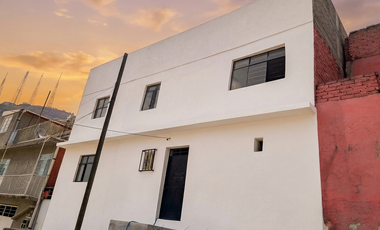 Casa con 7 Departamentos | Alto Potencial de Renta