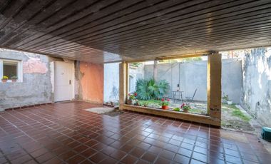 EN VENTA GRAN INMUEBLE EN GUADALUPE RESIDENCIAL