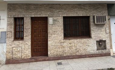VENTA - CASA EN PH - BARRIO CENTRO