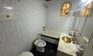 VENTA - CASA EN PH - BARRIO CENTRO