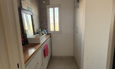 Se vende casa en Santo Tomé