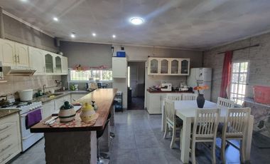 VENTA - IDEAL EMPRENDIMIENTO CANINO CON VIVIENDA