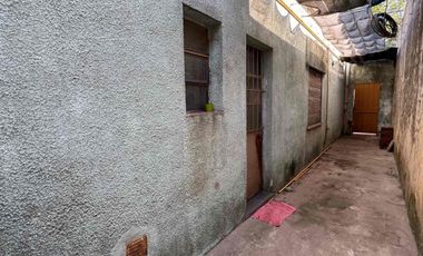 SE VENDE CASA 2 DORMITORIOS EN SANTO TOME