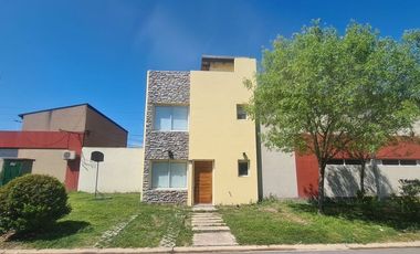 CASA 2 AMBIENTES EN BARRIO PRIVADO MONTE GRANDE