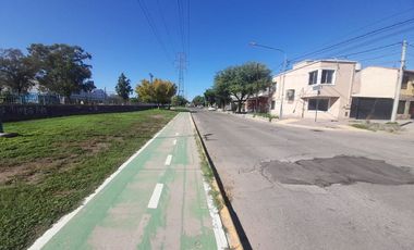 VENTA DE LOTE  EQUINA  200M2 GODOY CRUZ